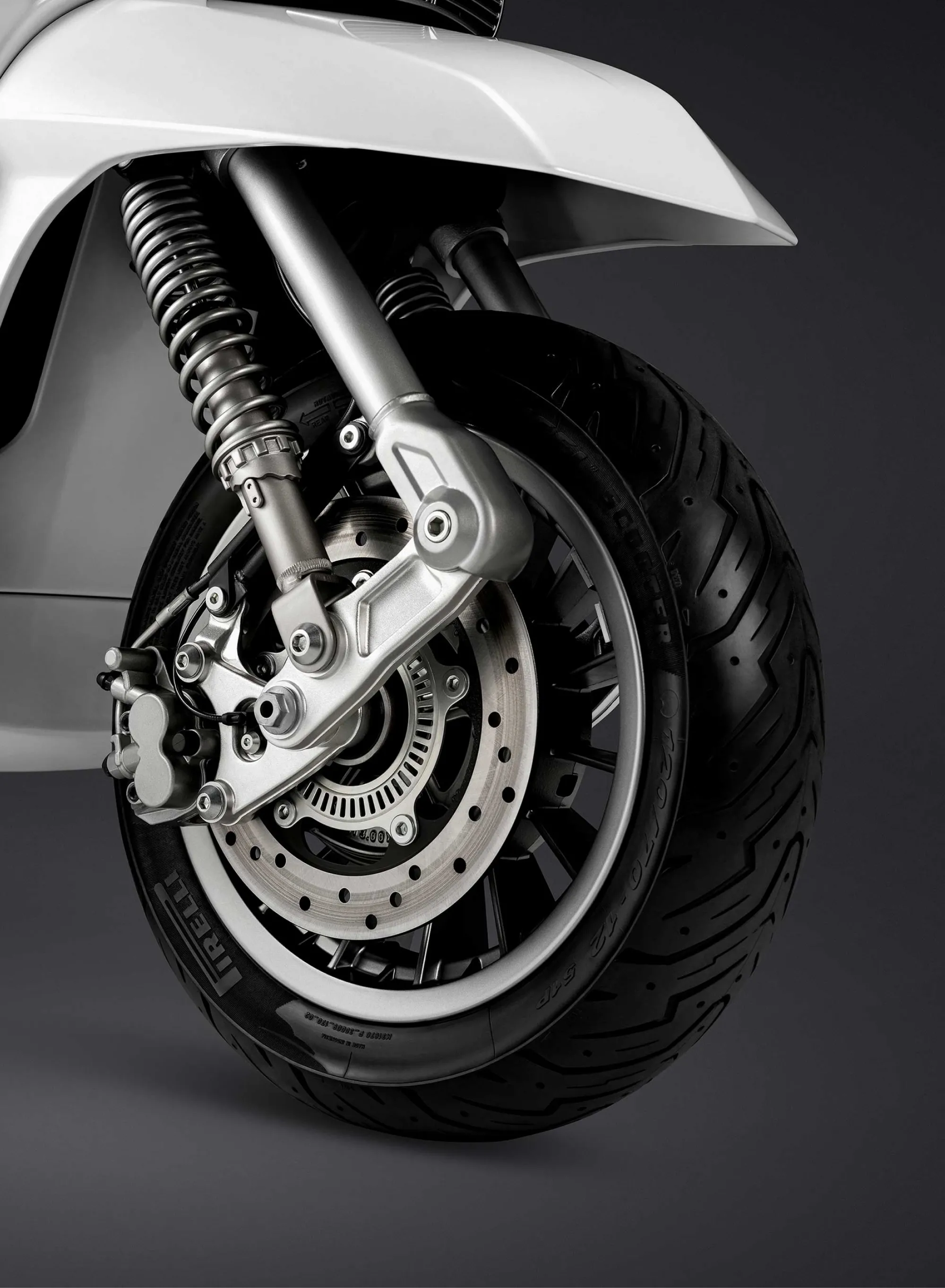 HỆ THỐNG TREO DOUBLE ARM LINK & PHANH ĐĨA ABS